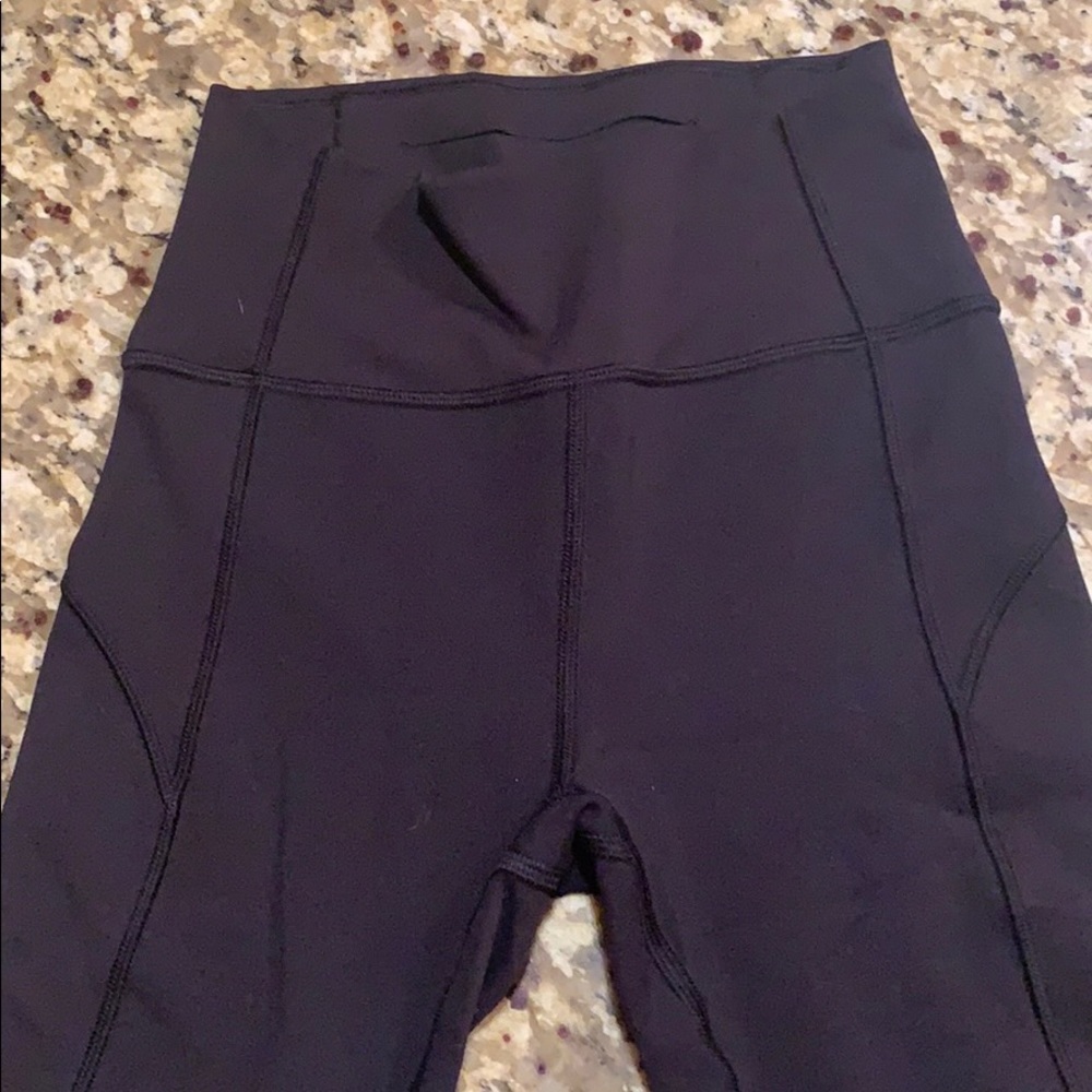 Lululemon In Movement leggings - 2 NWOT